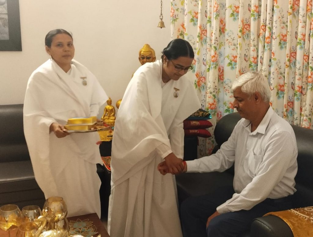 रक्षा बंधन पावन पर कार्यक्रम शिव स्मृति भवन नेपियर टाउन जबलपुर